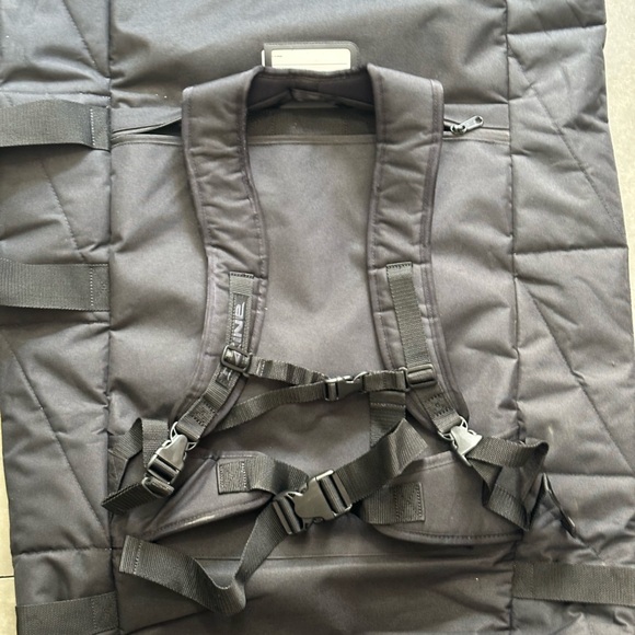 Dakine Hydro Foil Quiver Bag 135 - Picture 7 of 10